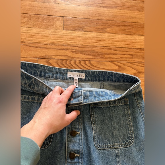 Loft denim skirt - Picture 2 of 3